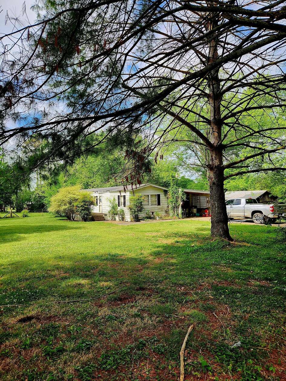 4.42 Acres of Land with Home for Sale in Athens, Tennessee