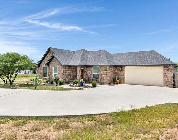 3.87 Acres of Land with Home for Sale in Buchanan Dam, Texas