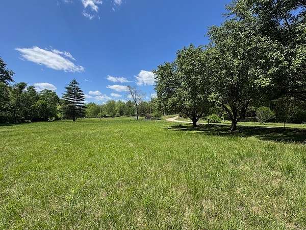 3.76 Acres of Residential Land for Auction in Nunnelly, Tennessee