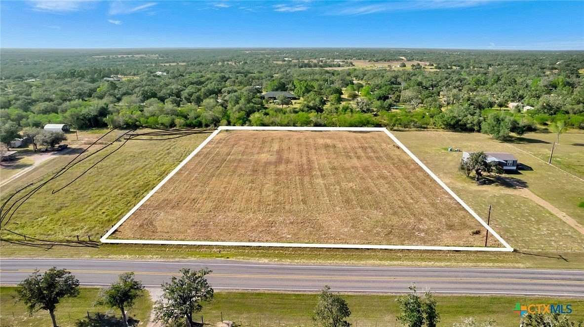 2.66 Acres of Residential Land for Sale in Victoria, Texas