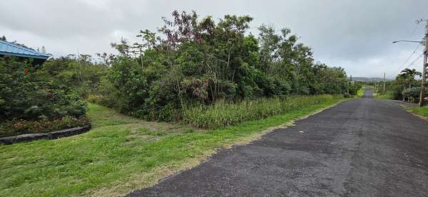 0.4 Acres of Residential Land for Sale in Nāʻālehu, Hawaii