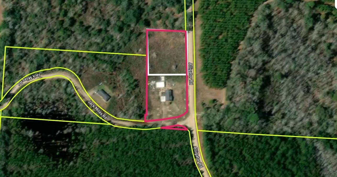 0.98 Acres of Land for Sale in Baxley, Georgia