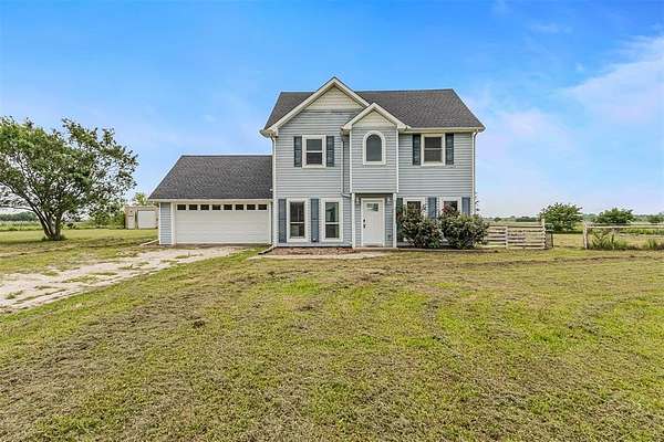 2.64 Acres of Land with Home for Sale in Caddo Mills, Texas