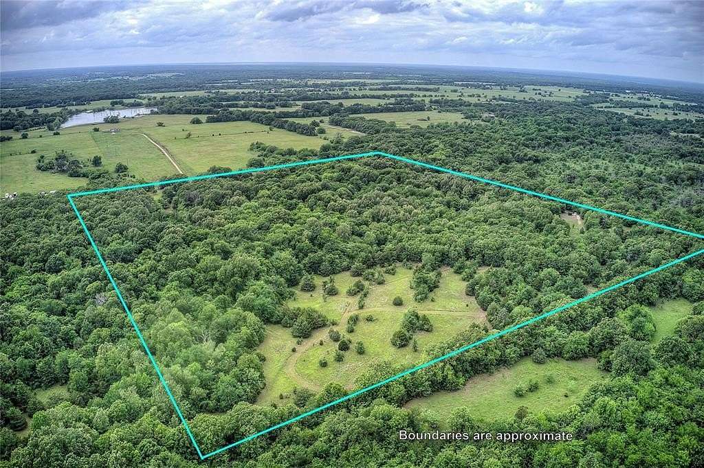 42.4 Acres of Land with Home for Sale in Dike, Texas