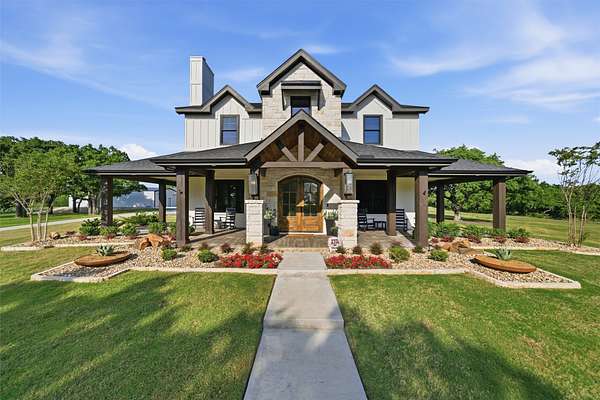 19.7 Acres of Land with Home for Sale in Weatherford, Texas