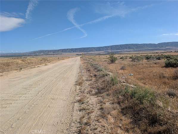 4.54 Acres of Land for Sale in Lancaster, California