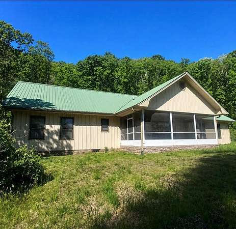 31 Acres of Land with Home for Sale in Ellijay, Georgia