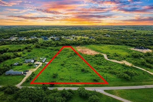 3.2 Acres of Residential Land for Sale in Weatherford, Texas