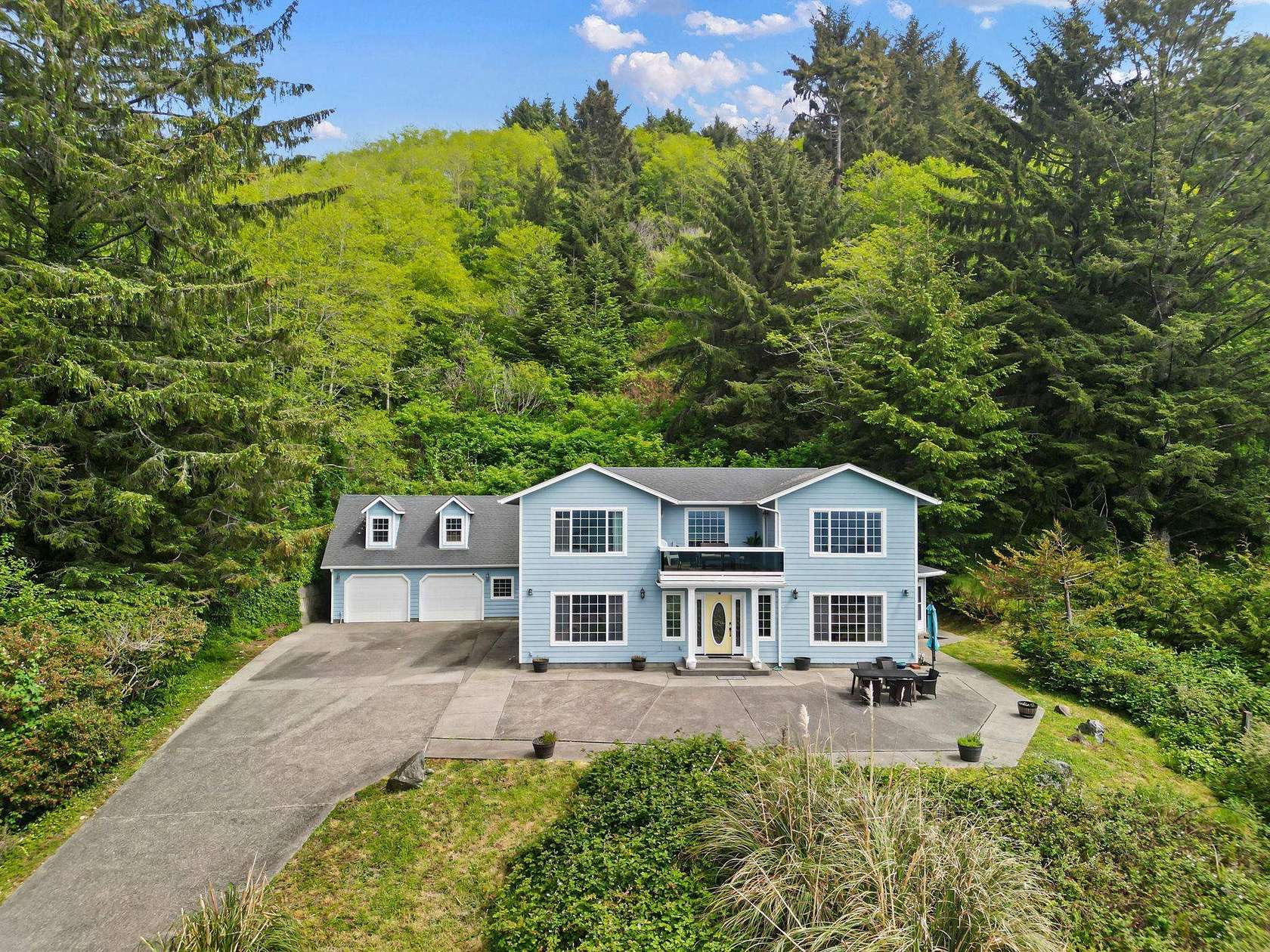 3.64 Acres of Land with Home for Sale in Smith River, California