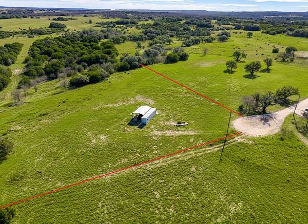 10 Acres of Land for Sale in Hico, Texas