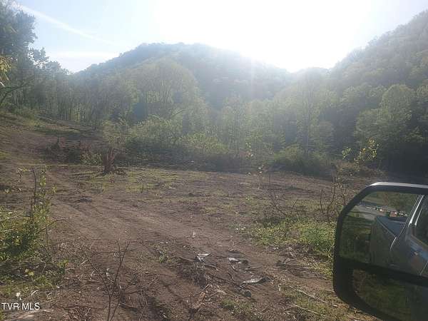 0.99 Acres of Residential Land for Sale in Blountville, Tennessee