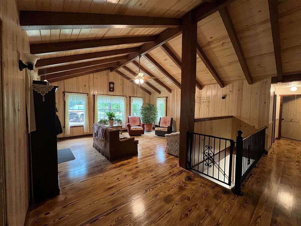 22.9 Acres of Land with Home for Sale in Mount Hermon, Kentucky