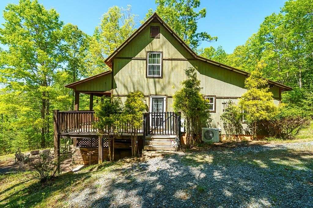 5.49 Acres of Land with Home for Sale in Mineral Bluff, Georgia