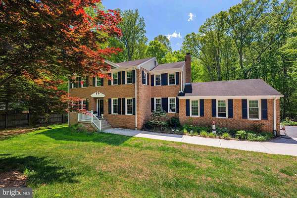 2 Acres of Land with Home for Lease in Clifton, Virginia
