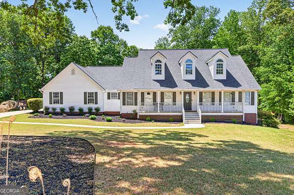 1.7 Acres of Land with Home for Sale in Braselton, Georgia