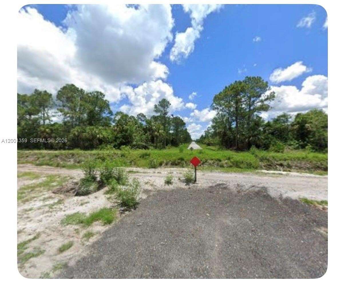 0.25 Acres of Residential Land for Sale in Lehigh Acres, Florida