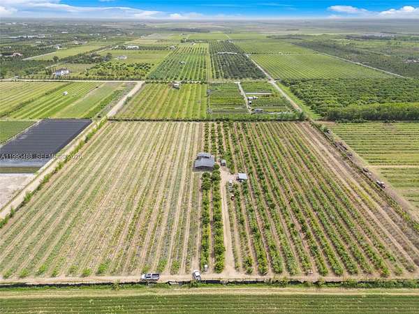 10 Acres of Land for Sale in Miami, Florida