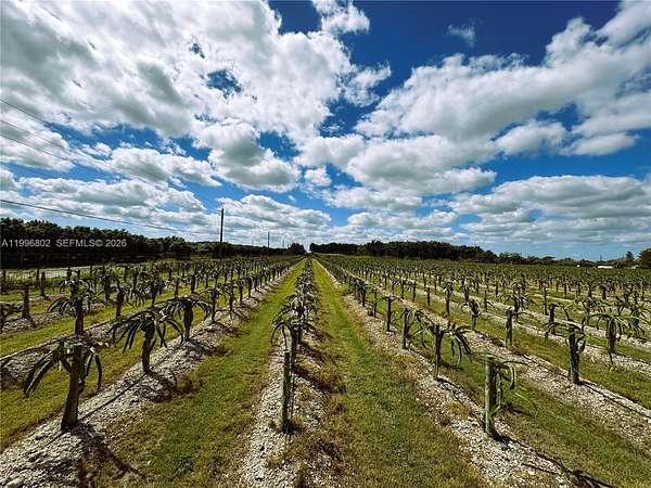 10 Acres of Land for Sale in Miami, Florida