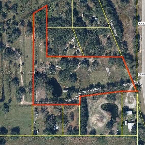 5 Acres of Residential Land for Sale in Lorida, Florida