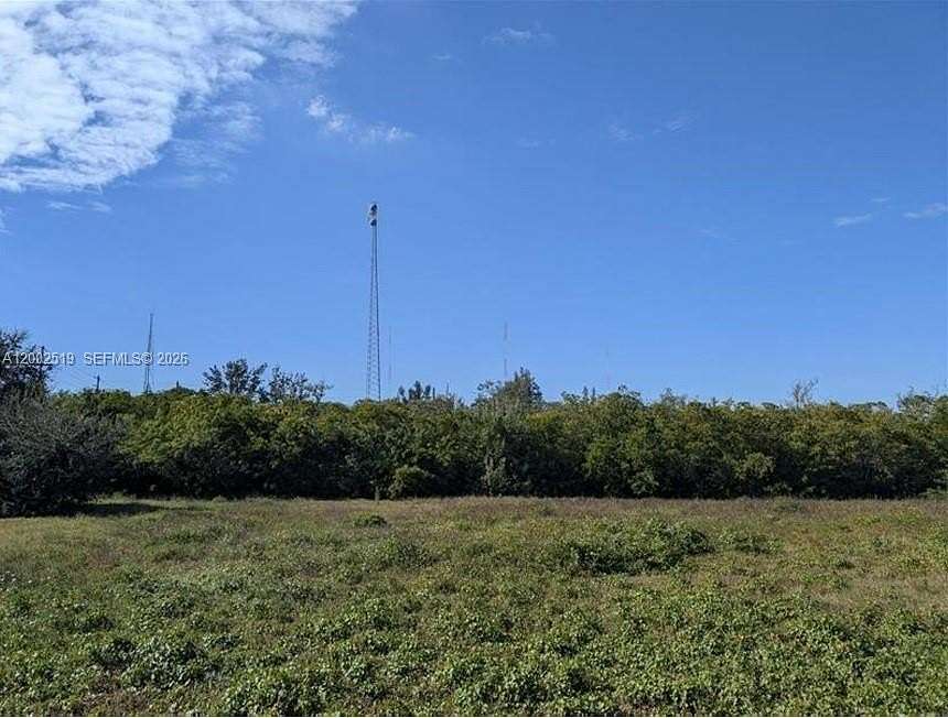5.13 Acres of Mixed-Use Land for Sale in St. Petersburg, Florida