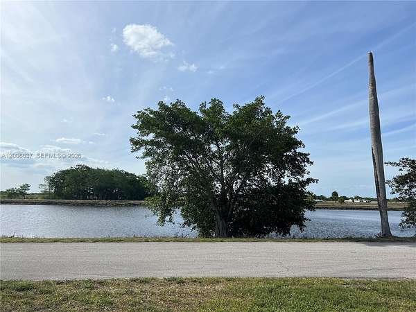 0.23 Acres of Residential Land for Sale in Moore Haven, Florida