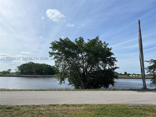 0.23 Acres of Residential Land for Sale in Moore Haven, Florida