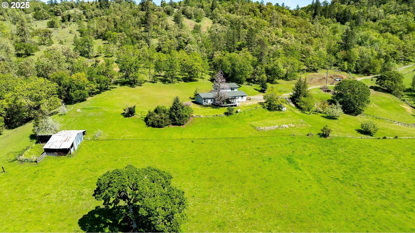 84.5 Acres of Land with Home for Sale in Roseburg, Oregon