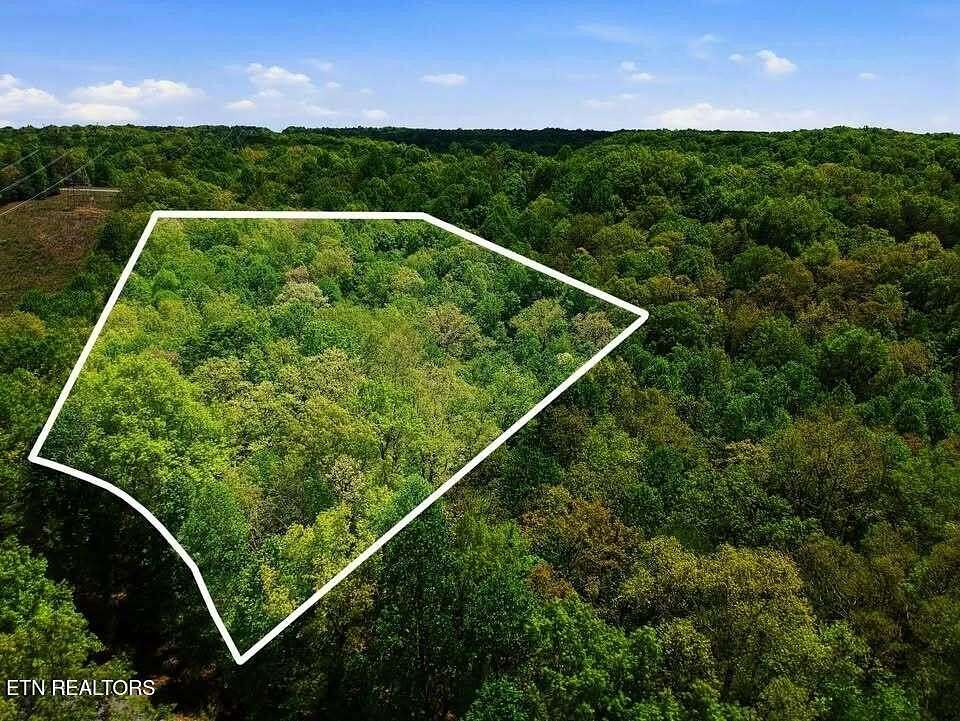 2.7 Acres of Land for Sale in Monterey, Tennessee