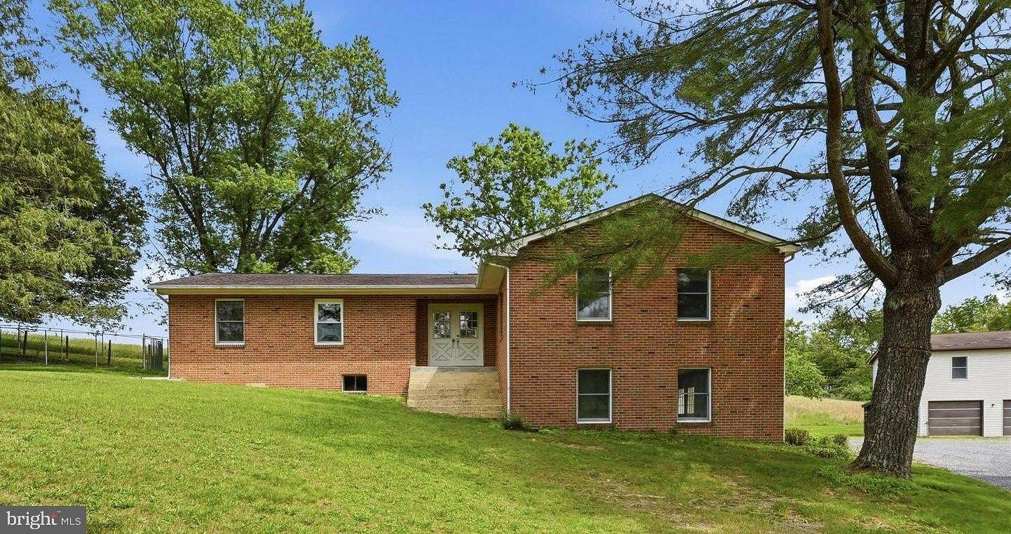 2.5 Acres of Land with Home for Sale in High View, West Virginia