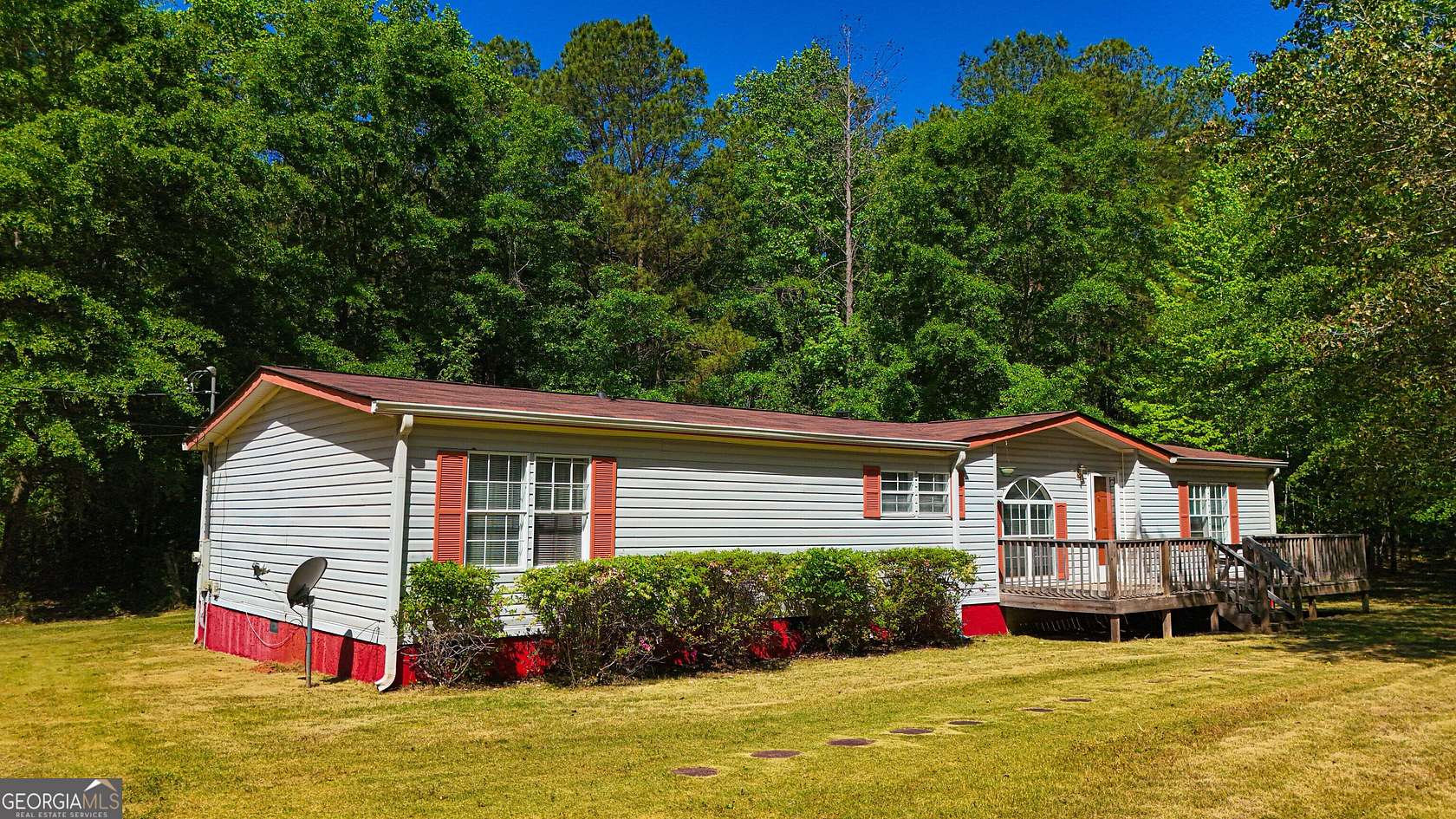 9.68 Acres of Land with Home for Sale in Forsyth, Georgia