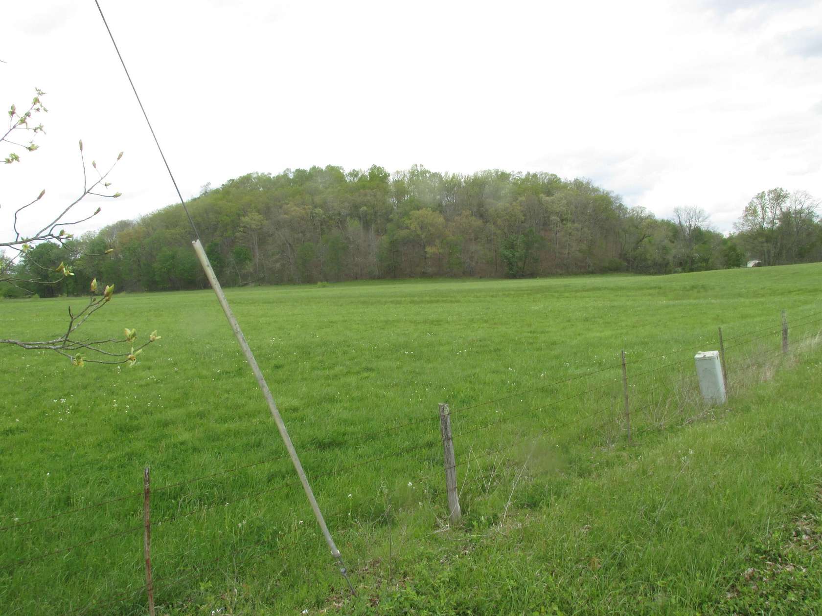 25 Acres of Land for Sale in Jeffersonville, Kentucky