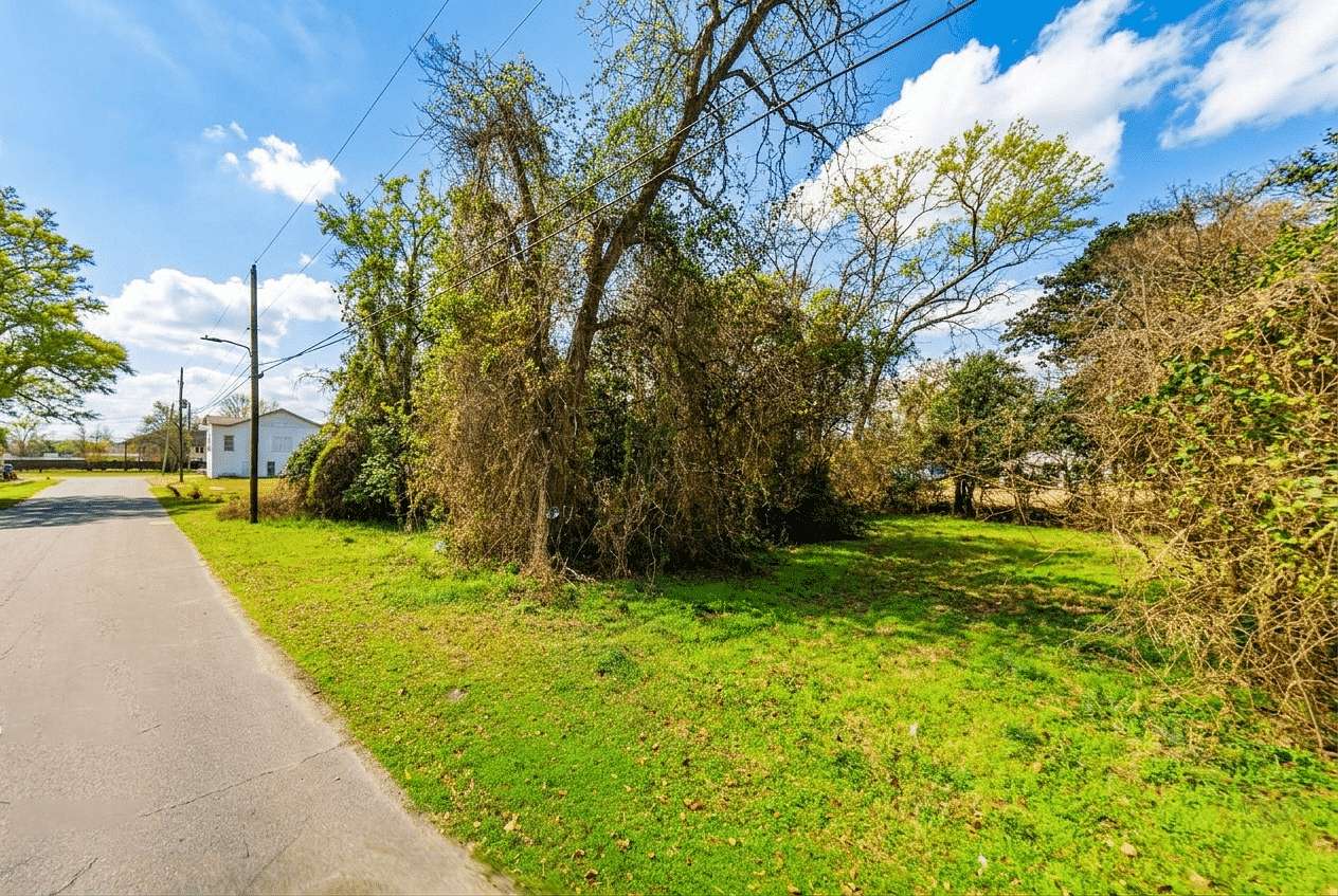 0.11 Acres of Residential Land for Sale in Hattiesburg, Mississippi