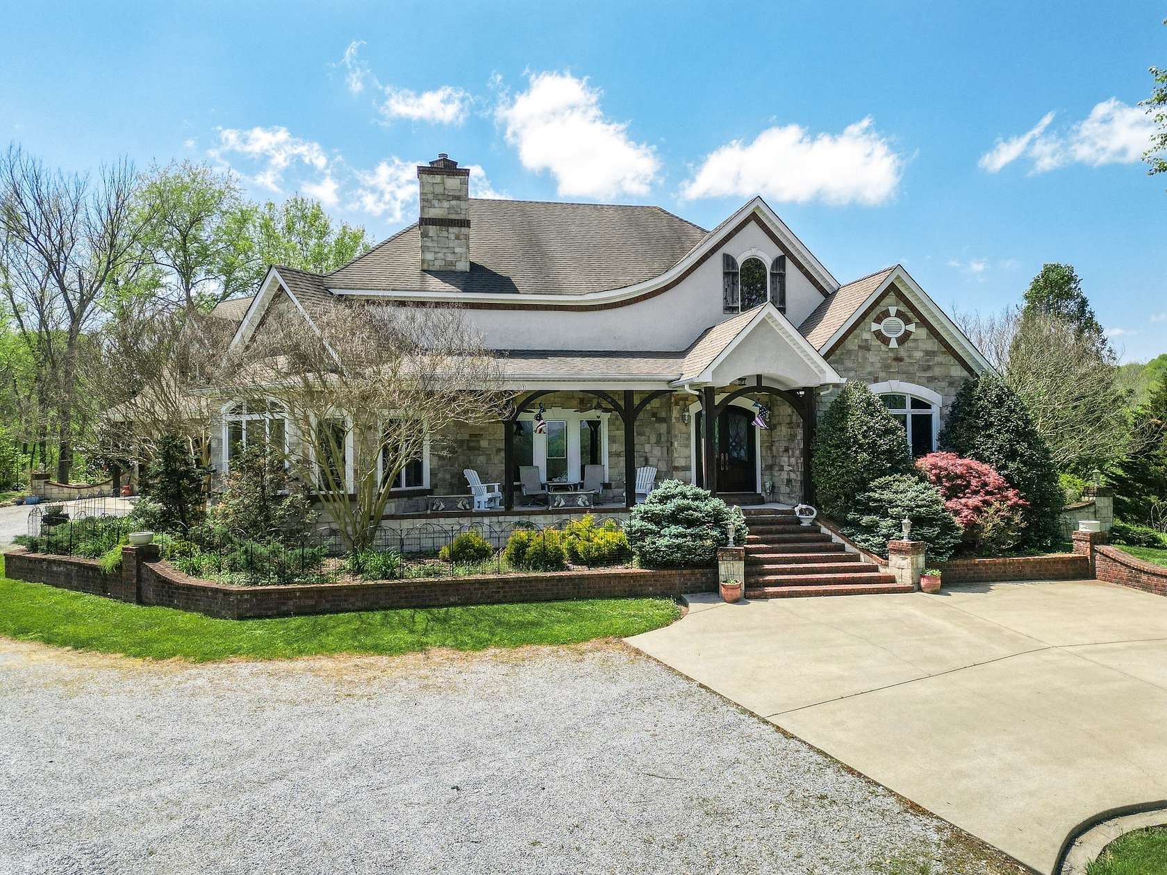 12.5 Acres of Land with Home for Sale in Woodbury, Tennessee
