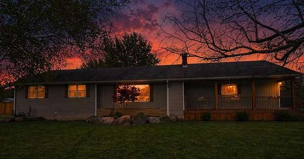 1.63 Acres of Land with Home for Sale in Mansfield, Ohio