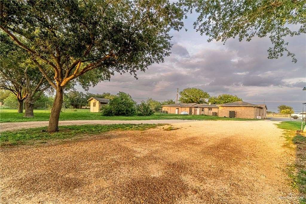 3 Acres of Improved Mixed-Use Land for Sale in Edinburg, Texas