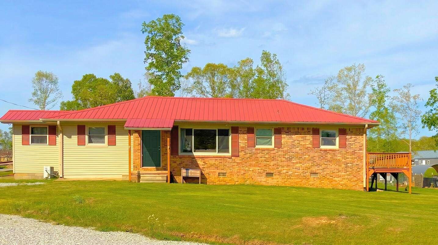 14.1 Acres of Recreational Land with Home for Sale in Iron City, Tennessee