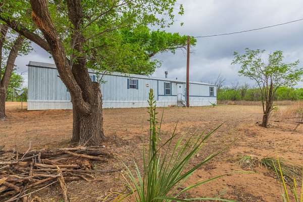 109 Acres of Recreational Land with Home for Sale in Clarendon, Texas