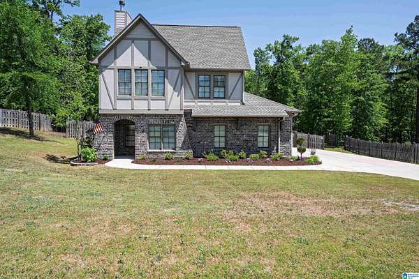 1.53 Acres of Land with Home for Sale in Wilsonville, Alabama