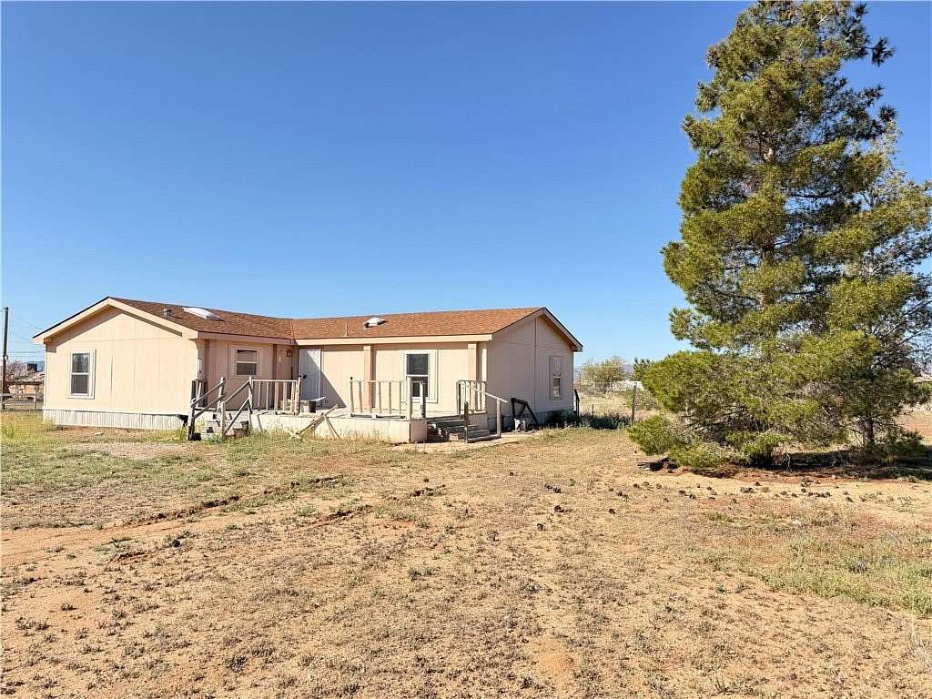 10 Acres of Land with Home for Sale in Golden Valley, Arizona