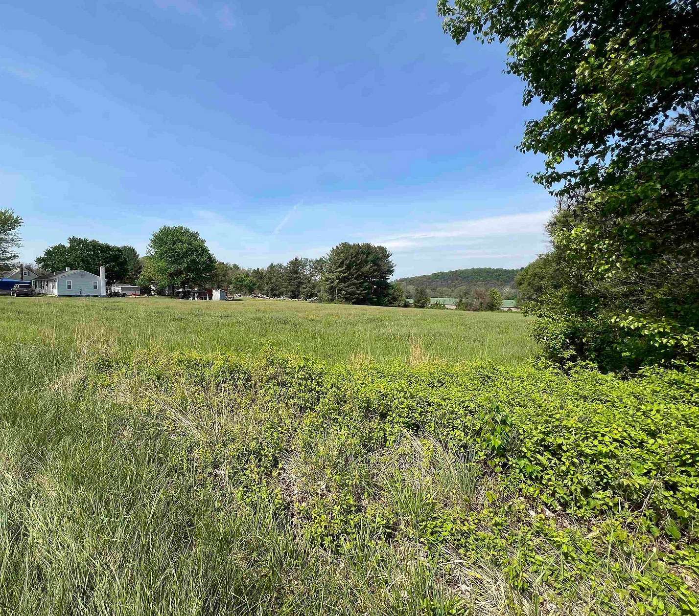 1 Acre of Residential Land for Sale in Grottoes, Virginia