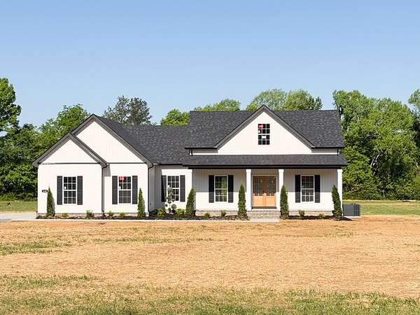 3.12 Acres of Land with Home for Sale in Shelbyville, Tennessee