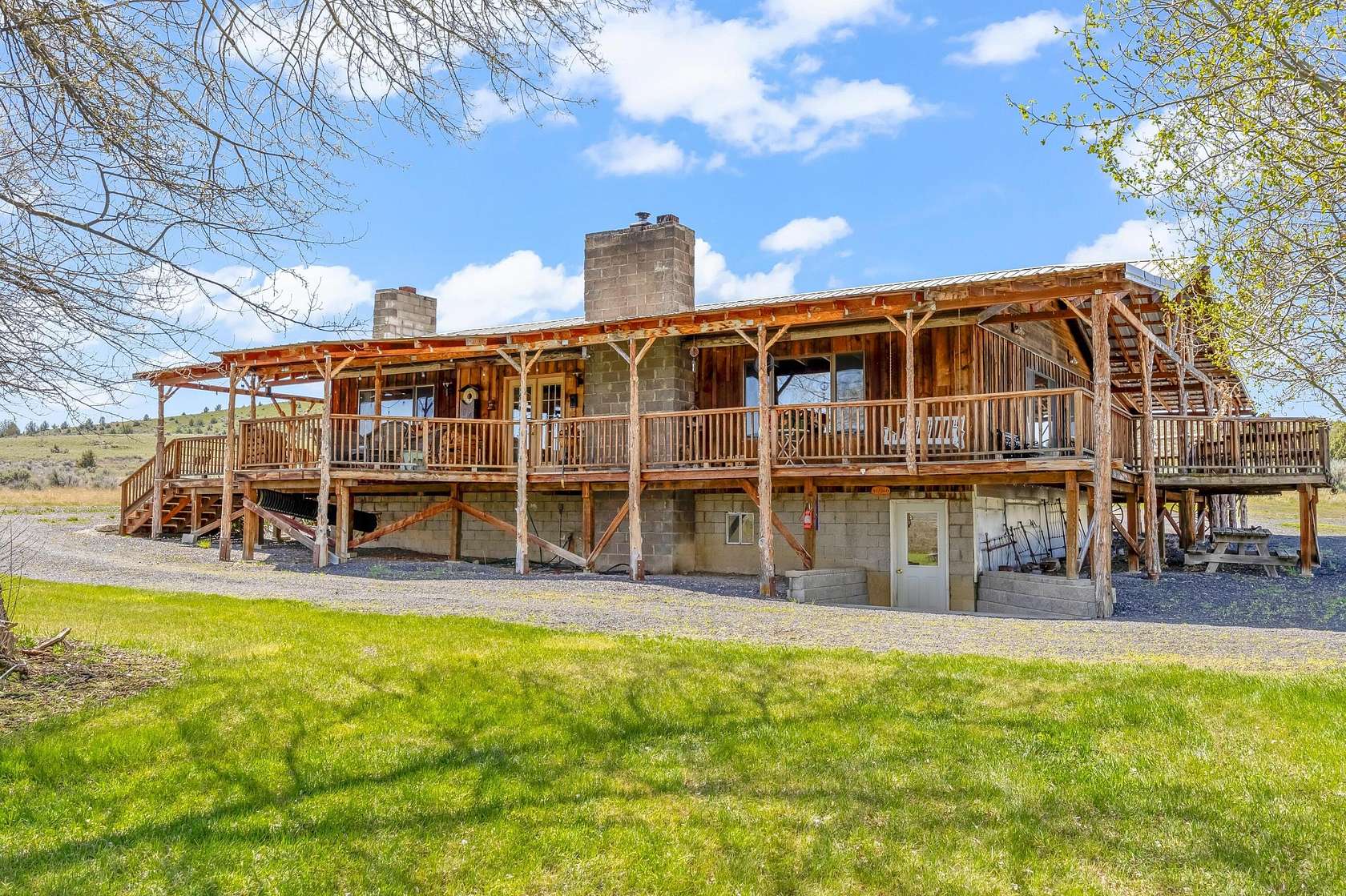 316 Acres of Land with Home for Sale in Paulina, Oregon