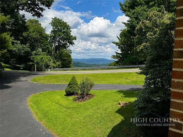 2.56 Acres of Land with Home for Sale in Blowing Rock, North Carolina