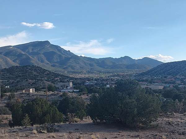 1 Acre of Land for Sale in Placitas, New Mexico