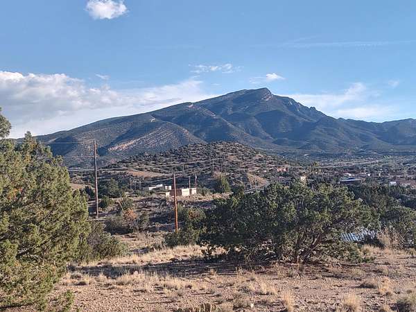 1 Acre of Land for Sale in Placitas, New Mexico