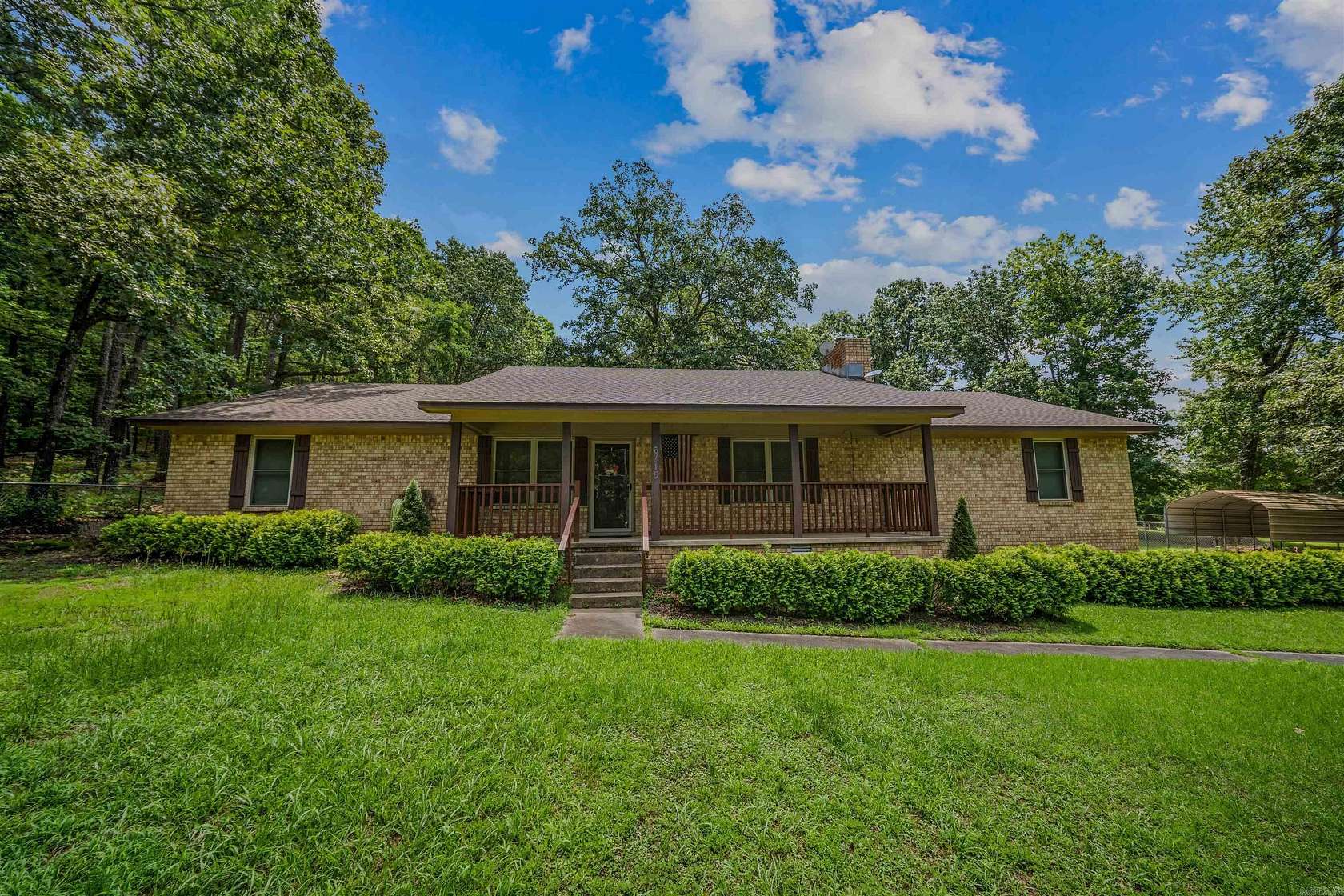 2 Acres of Land with Home for Sale in Little Rock, Arkansas