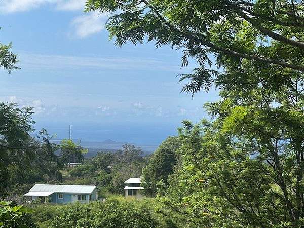 1 Acre of Residential Land for Sale in Hawaiian Ocean View, Hawaii