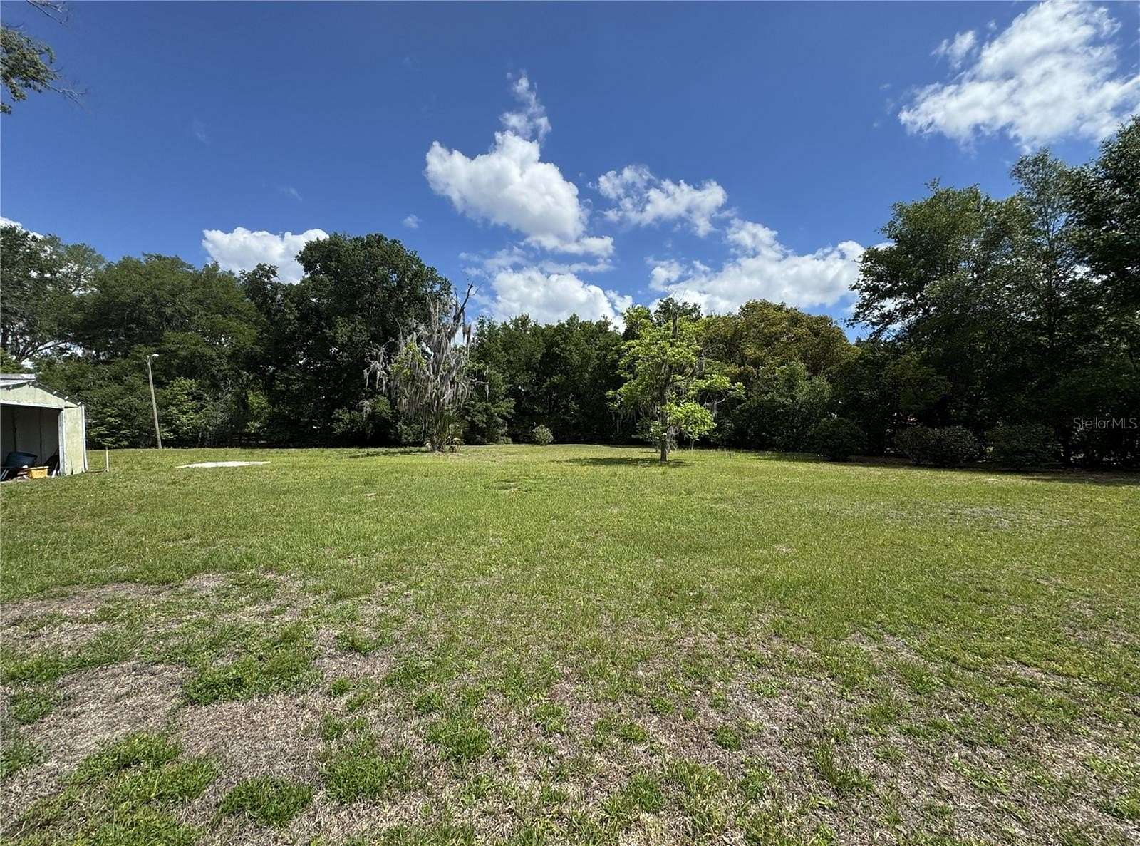 0.51 Acres of Residential Land for Sale in Umatilla, Florida