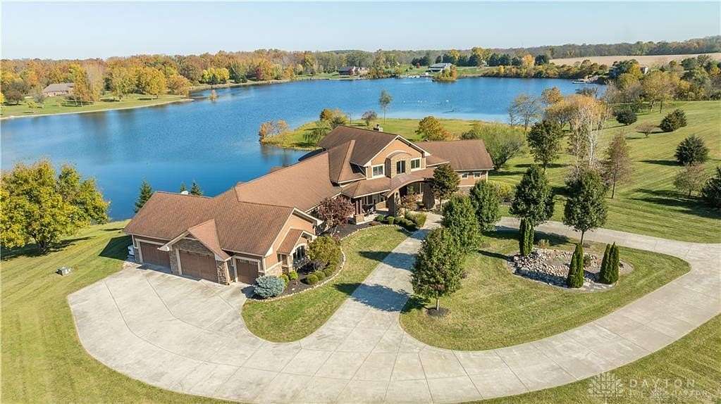 17.7 Acres of Land with Home for Sale in Piqua, Ohio