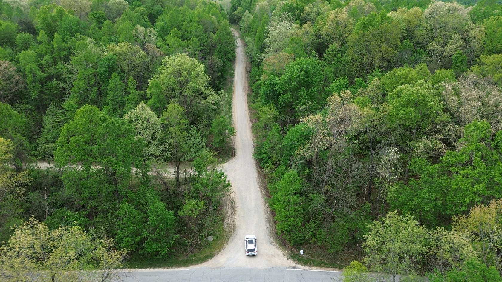 1,271 Acres of Land for Sale in Argillite, Kentucky